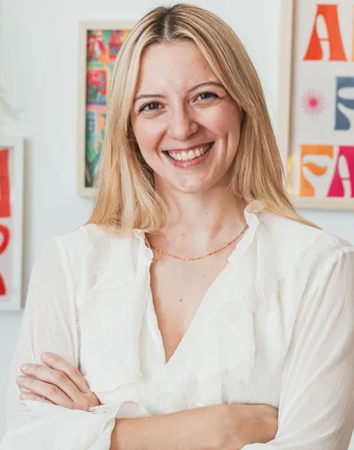 Natalia Caliri, fundadora de Cerámica con Nati y Gede Studio